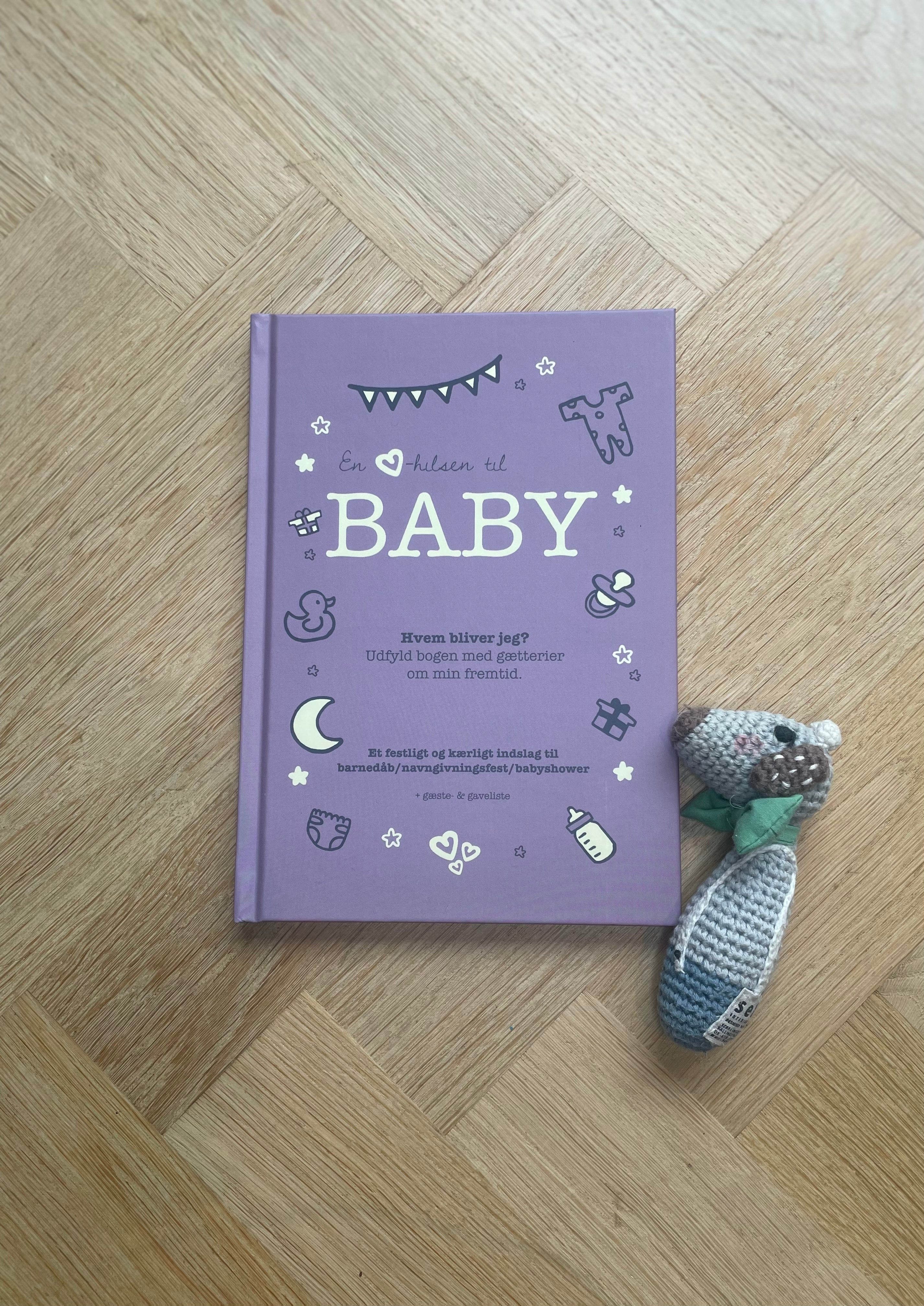 Babybog Hjertelig Hilsen Til Baby Lilla - Falkogbille Baby  - 9788797461778