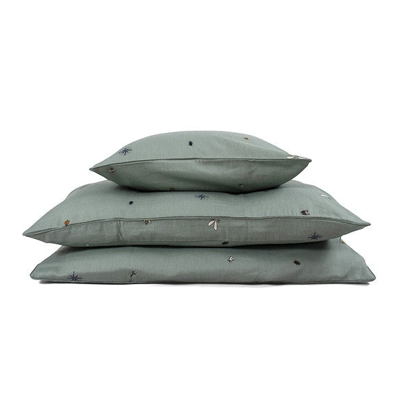 Grøn Filibabba Little Explorer Baby Sengetøj Moss Green Baby 70x100 - Filibabba Baby  - 5712804012640